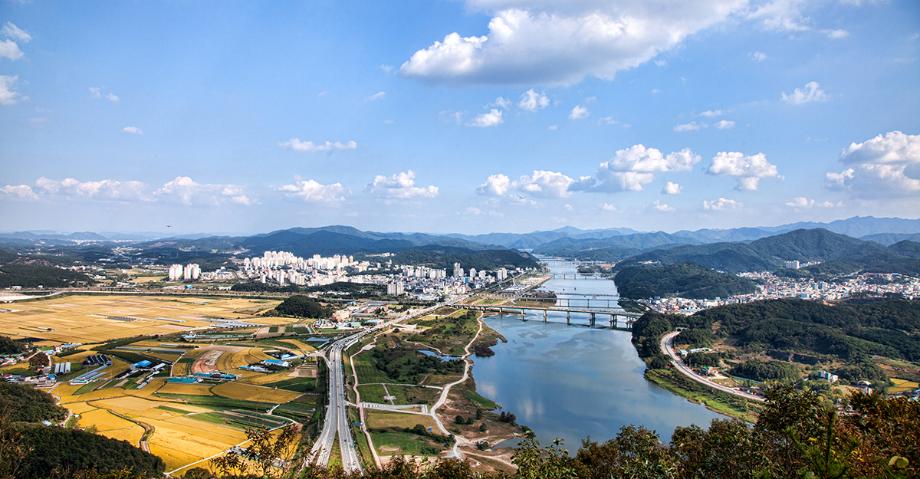 연미산에서 본 금강 - 이종원 | 입선 이미지