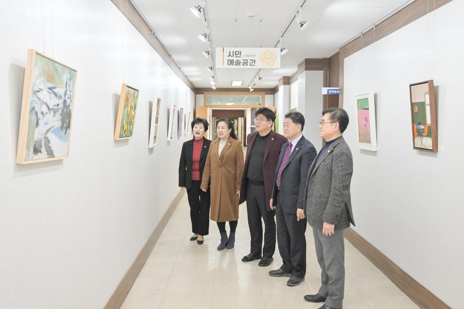 공주시의회 시민예술공간, 아름다운여성미술가회 회원전 열려 이미지